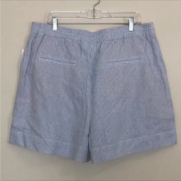 Anthropologie seersucker shorts. - Picture 2 of 3